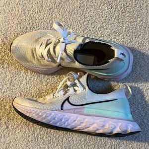 Nike infinity react women’s size 7